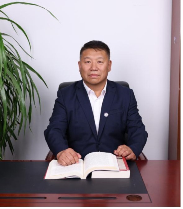 王志伟